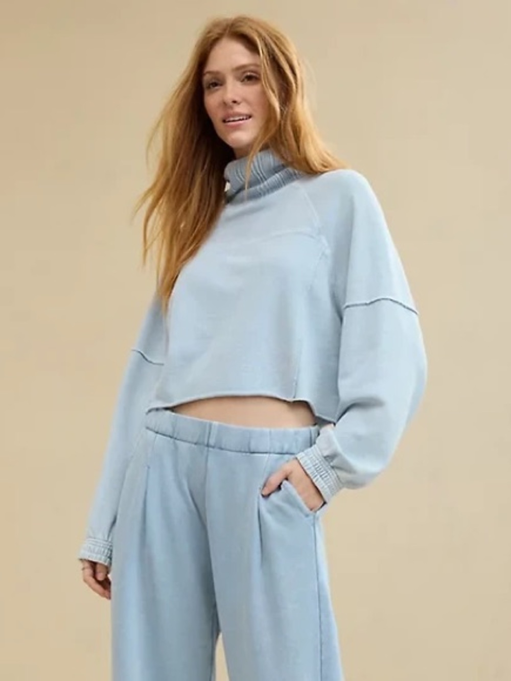 Aerie New Heights Turtleneck Cropped Sweatshirt Size Medium cloud wash